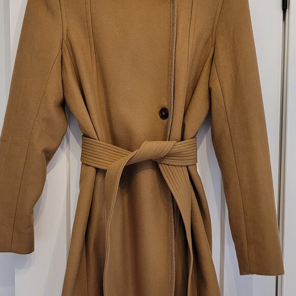 Aritzia Wilfred Borda Coat - Picture 10 of 15